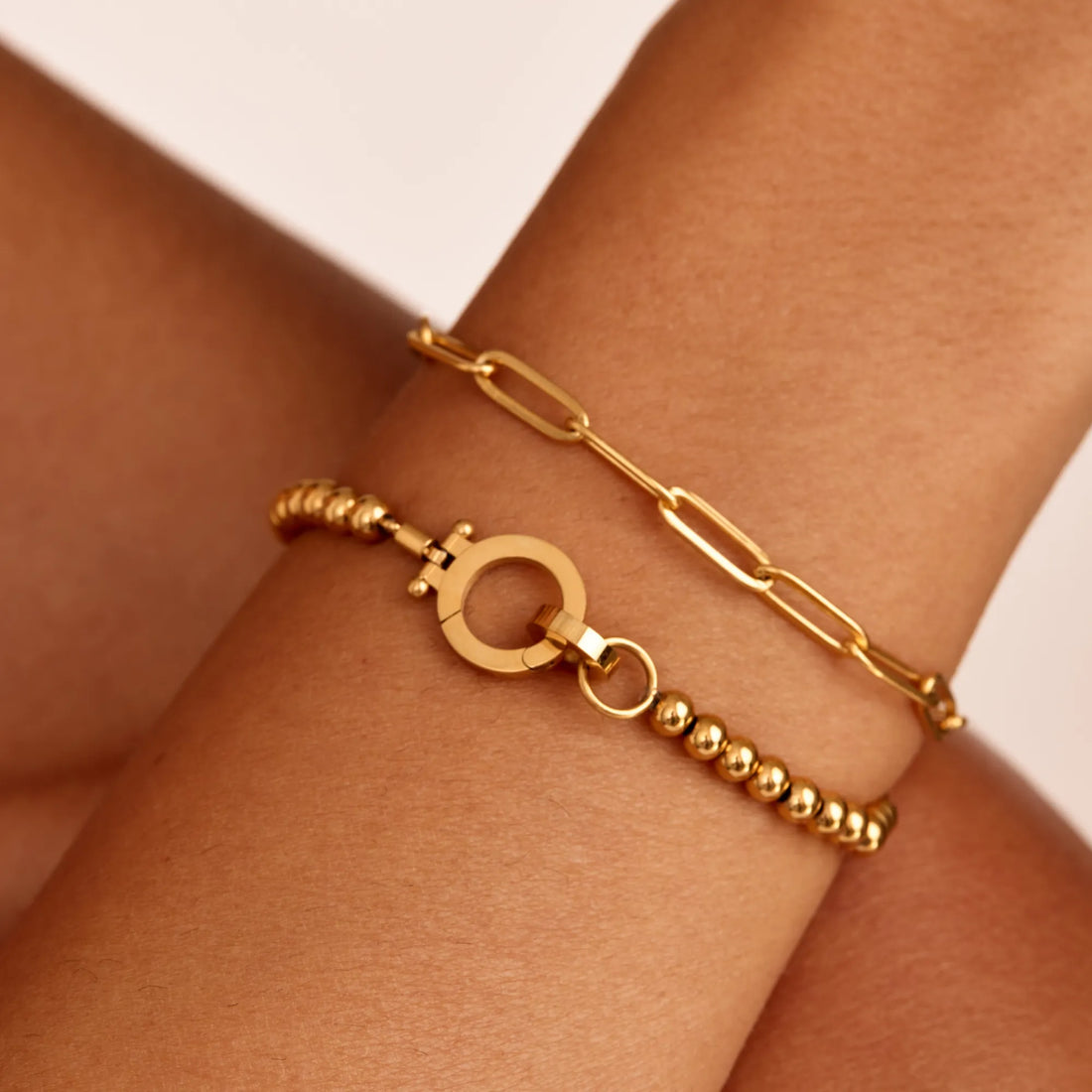 Pulseira de Contas Dourada Essential