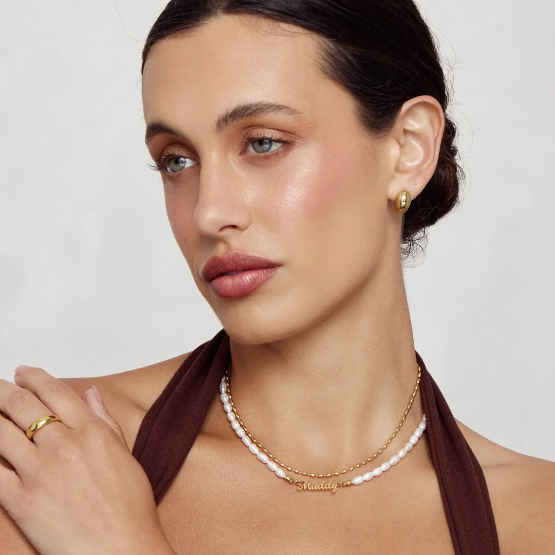 Colar de Nome com Pérolas Personalizado