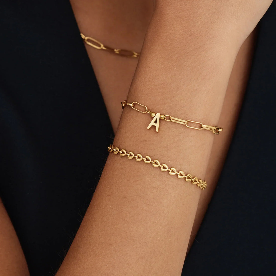 Pulseira Berloque Inicial Paperclip
