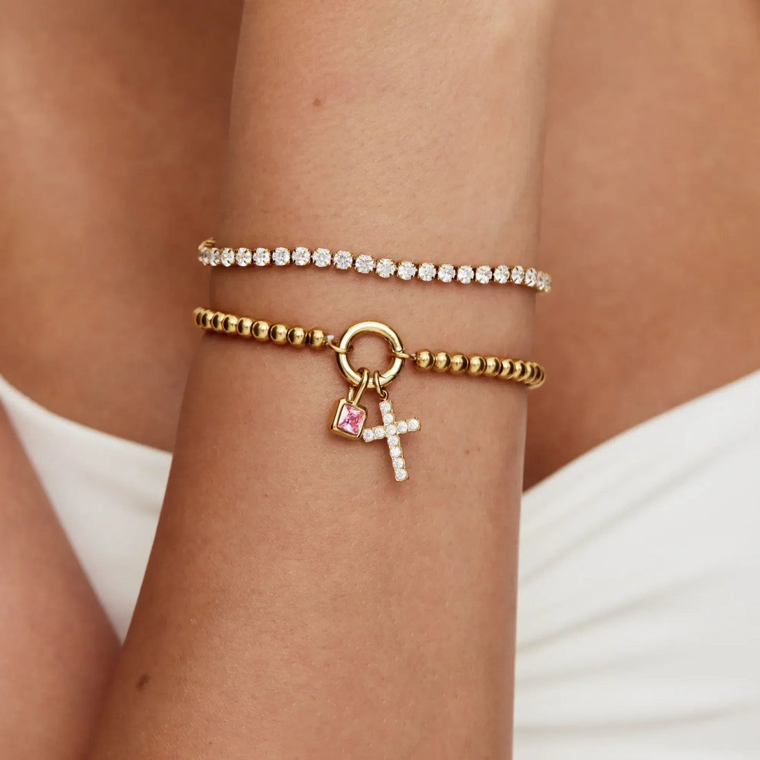Pulseira de Contas com Cruz e Pedra de Nascimento